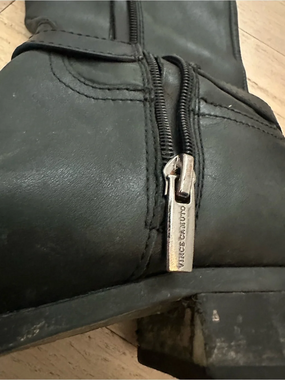 Vince Camuto classic black